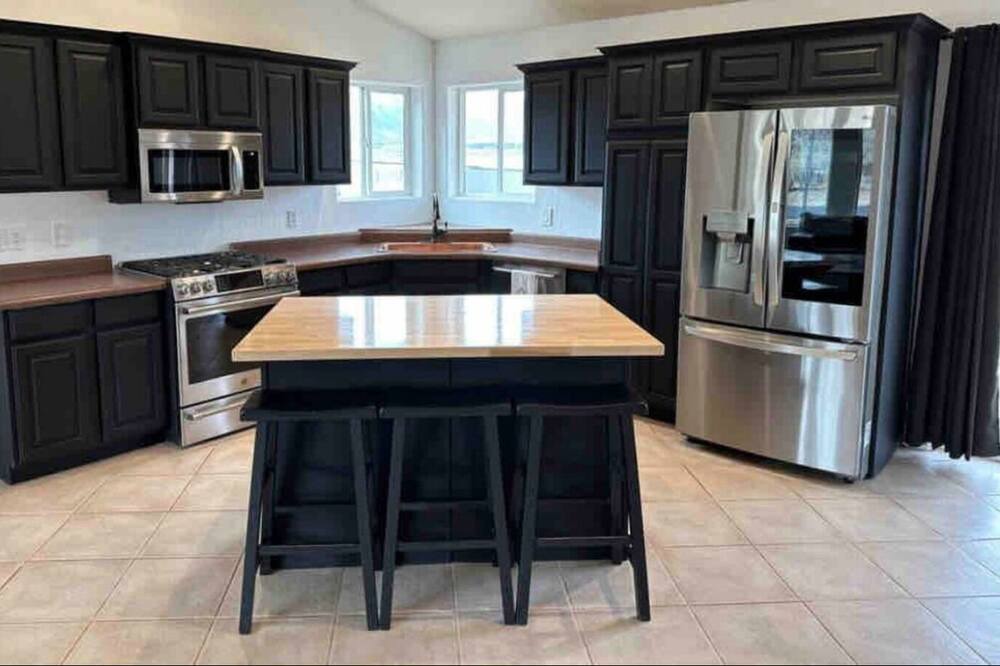 Photo of Kitchen in New Harmony