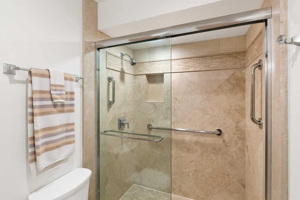 Photo of Bathroom in Pacific Terrace