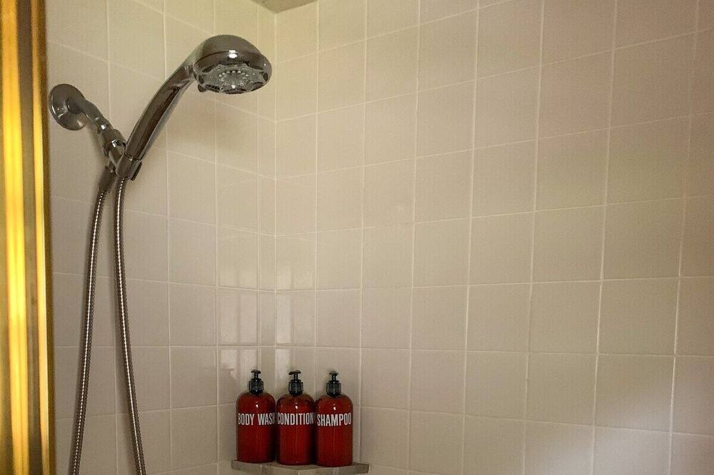 Photo of Bathroom in Hope