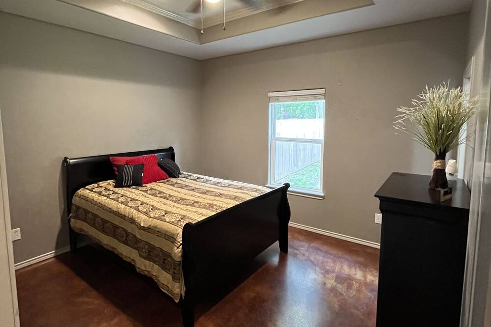 Photo of Bedroom in Brookeland