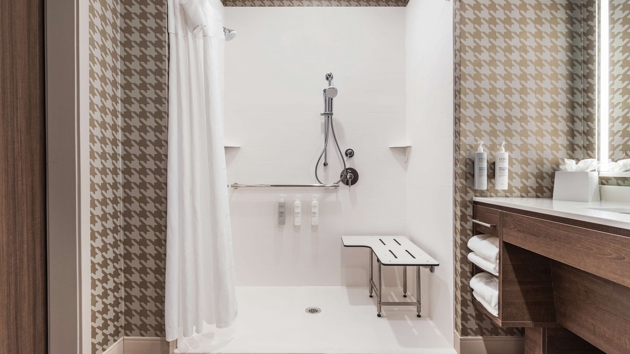 Photo of Bathroom in Cedar Rapids - Iowa City