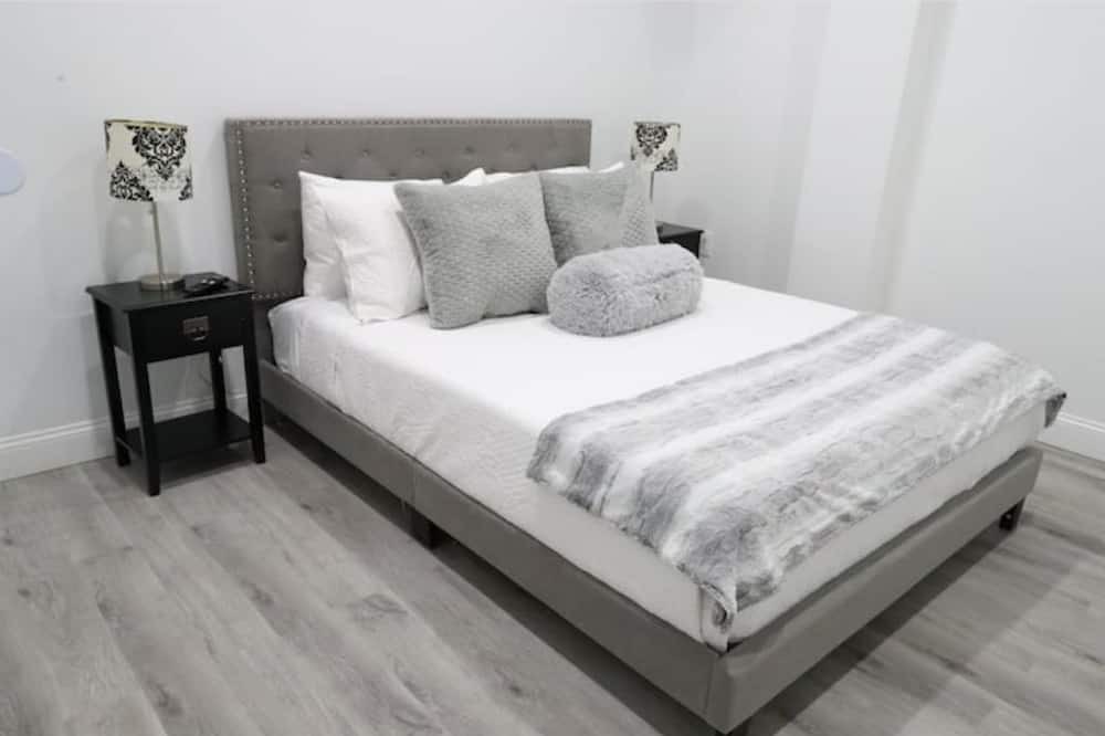 Photo of Bedroom in Downtown Historic District