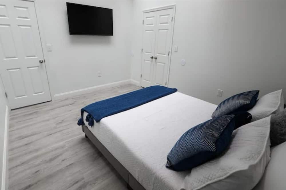 Photo of Bedroom in Downtown Historic District