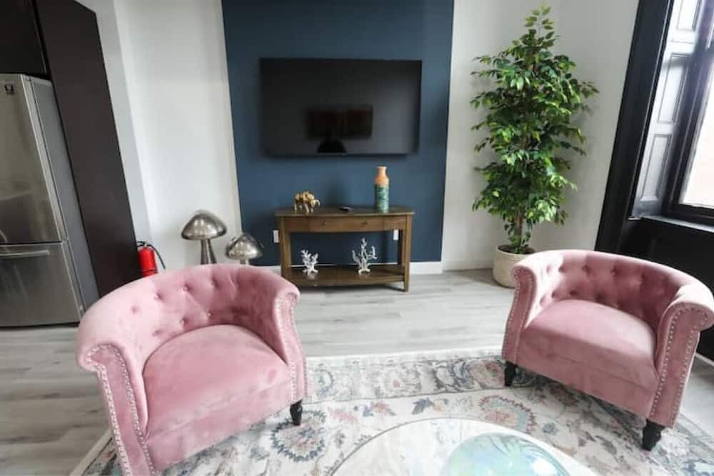 Photo of Livingroom in Downtown Historic District