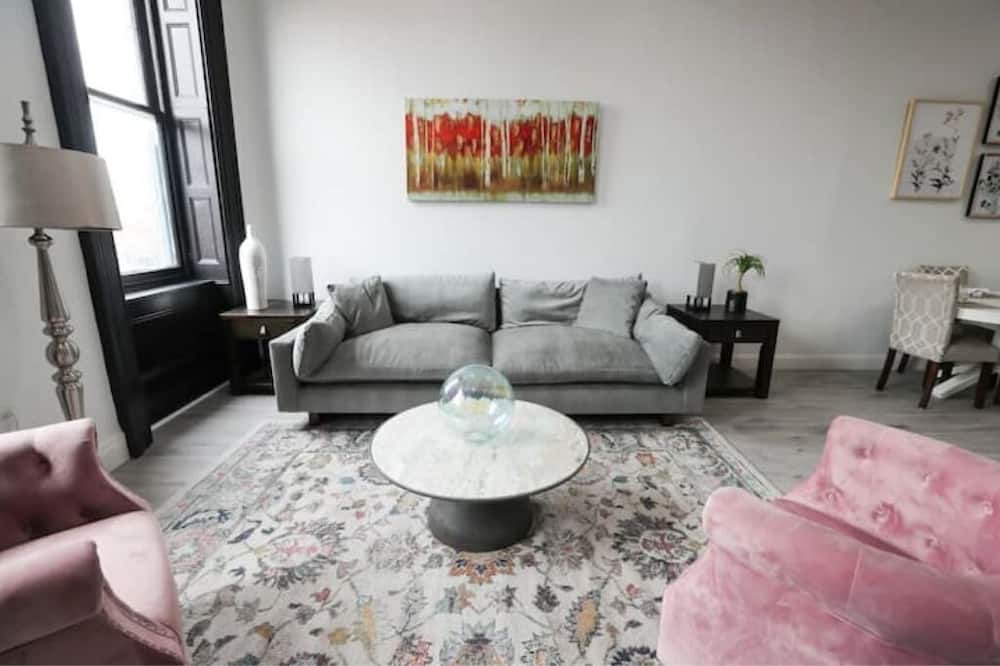 Photo of Livingroom in Downtown Historic District