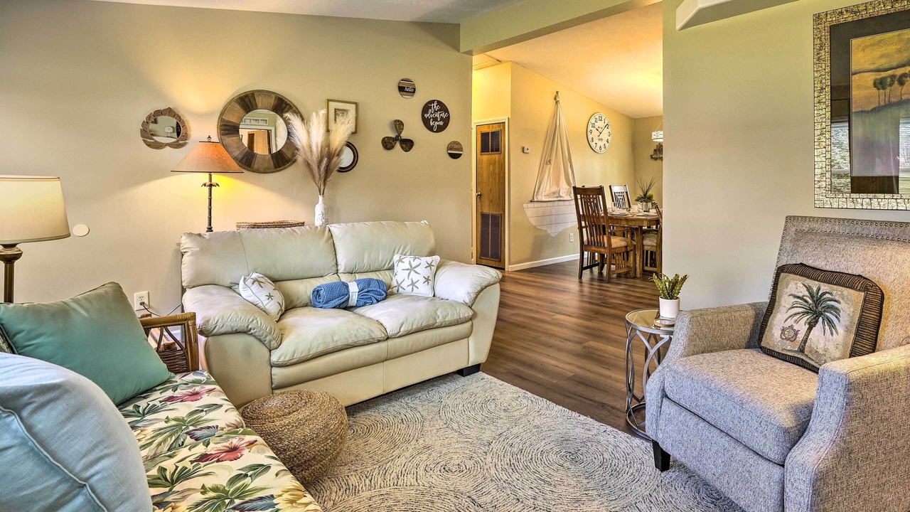 Photo of Livingroom in Russells Point