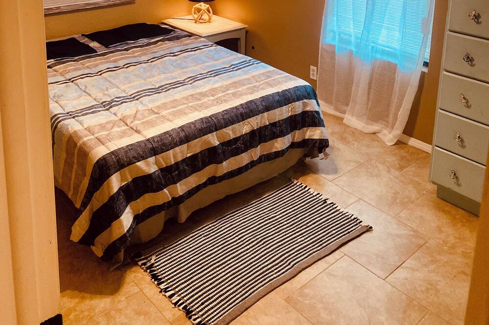 Photo of Bedroom in Okmulgee