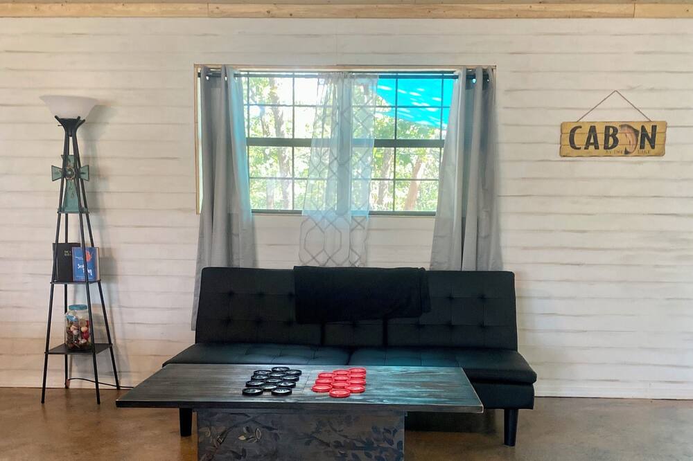 Photo of Livingroom in Okmulgee