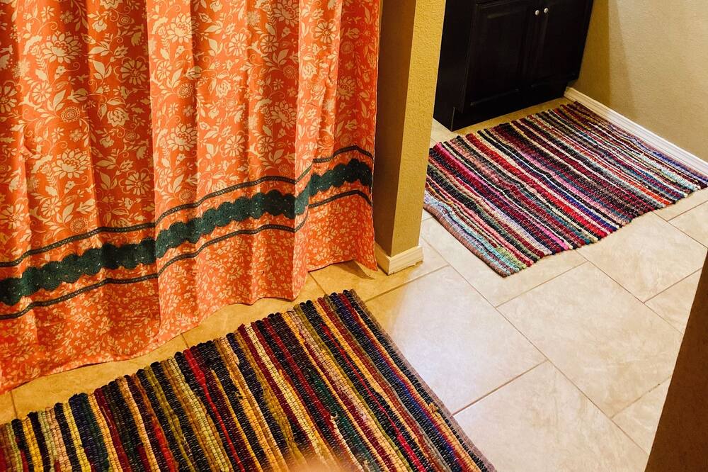 Photo of Bathroom in Okmulgee