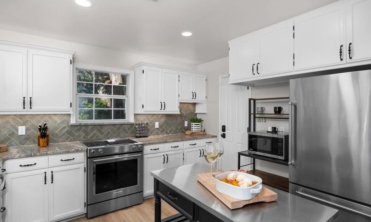 Photo of Kitchen in Stonewall