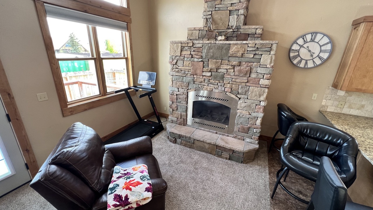 Photo of Livingroom in Pinedale