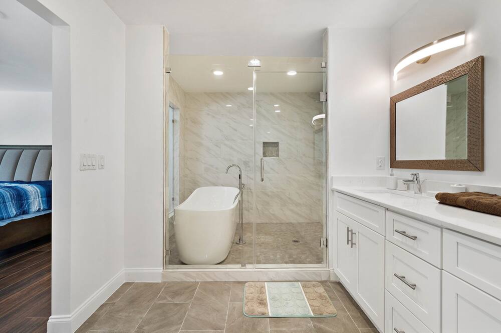 Photo of Bathroom in Briarforest