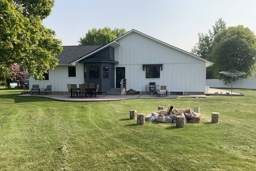 Photo of Outdoor in Orchard Homes
