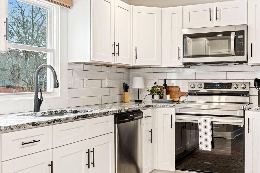 Photo of Kitchen in Barium Springs
