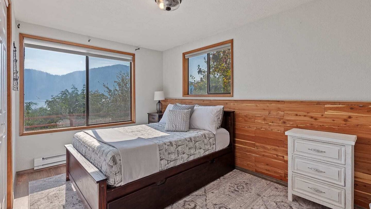 Photo of Bedroom in Bayview