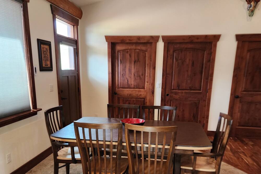 Photo of Livingroom in Hot Springs