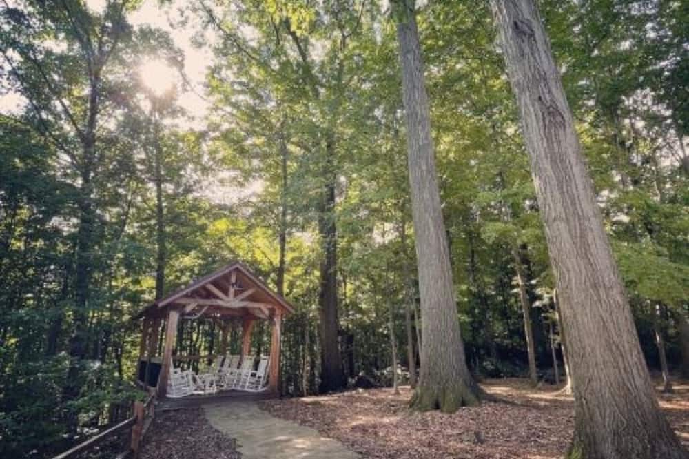 Photo of Outdoor in Willoughby Hills