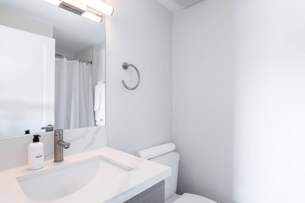 Photo of Bathroom in South Redondo
