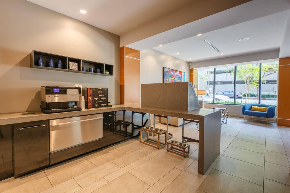 Photo of Kitchen in Wilshire