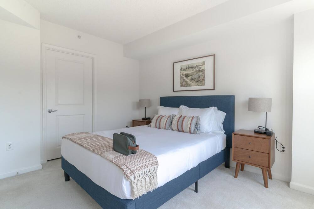 Photo of Bedroom in Logan Circle
