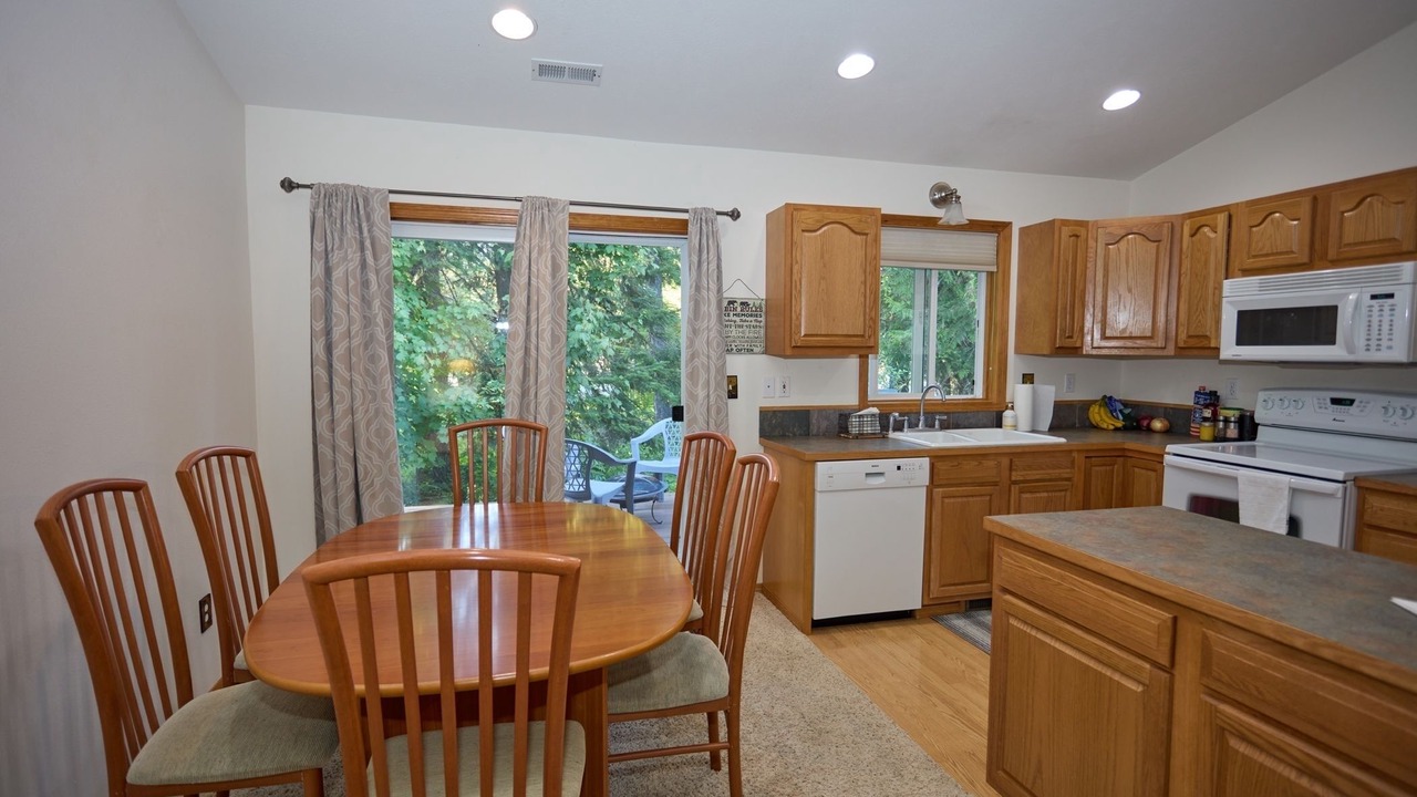 Photo of Kitchen in Coolin