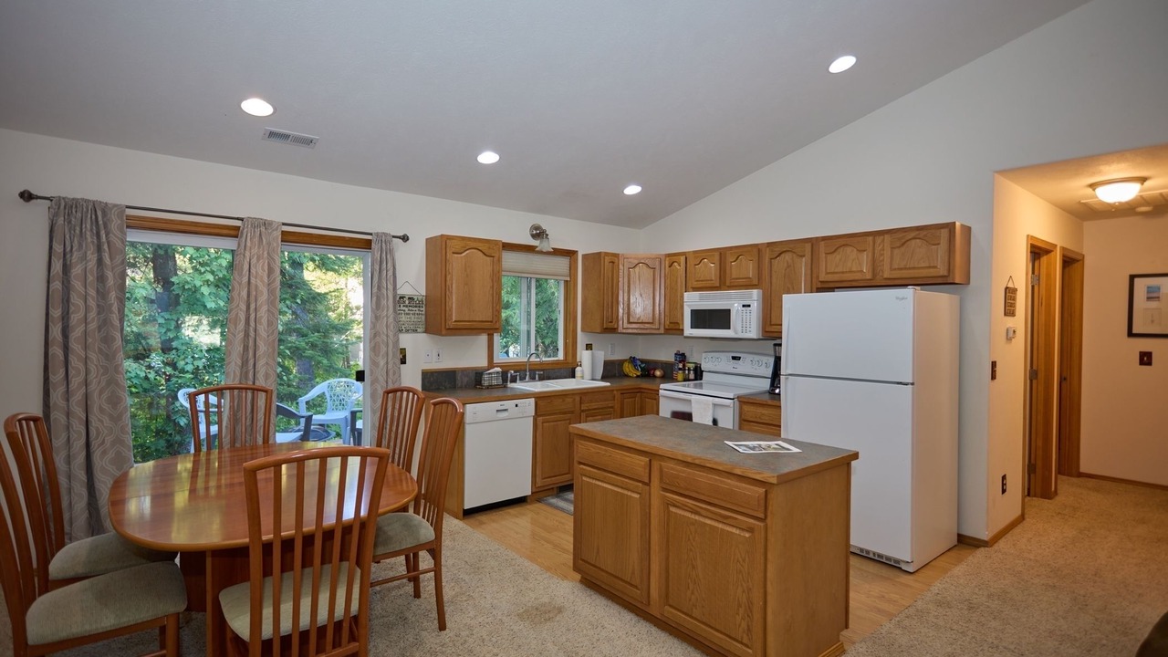 Photo of Kitchen in Coolin