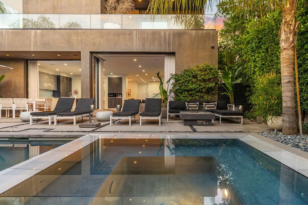 Photo of Outdoor in Melrose
