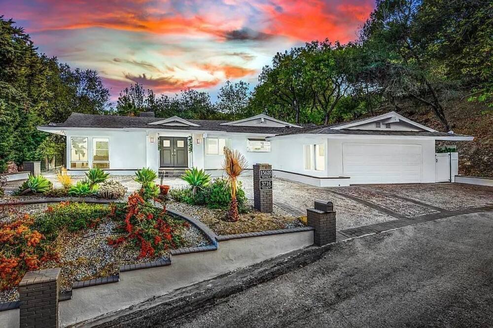 Photo of Outdoor in Los Angeles
