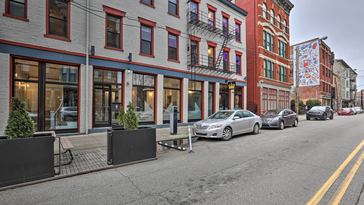 Photo of Others in Over-the-Rhine