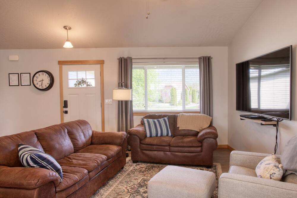 Photo of Livingroom in Rathdrum