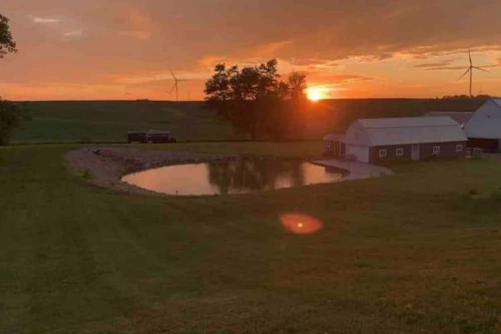 Photo of Outdoor in Conroy