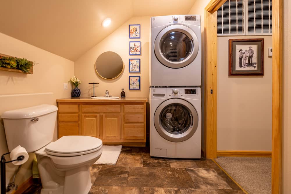 Photo of Bathroom in Powell