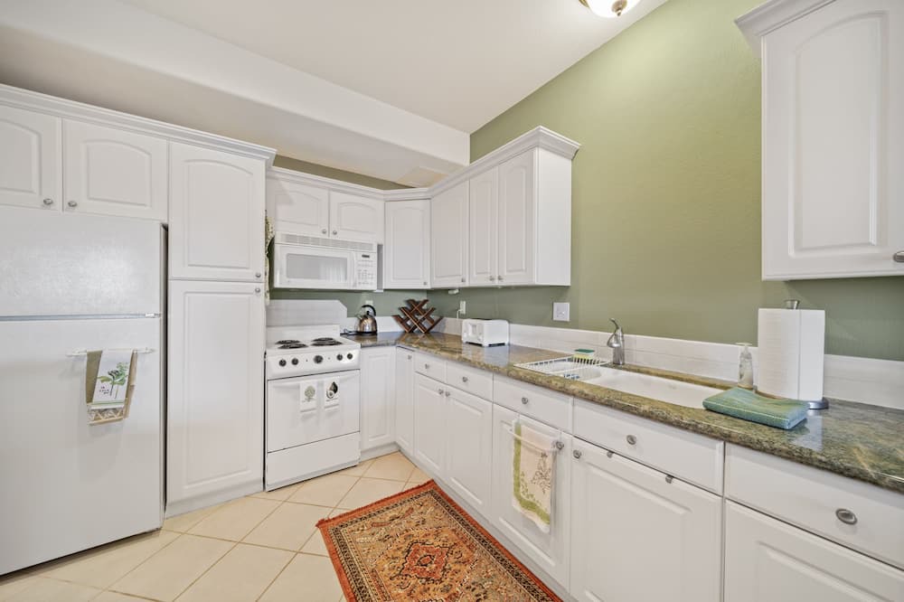 Photo of Kitchen in Hayden View Estates
