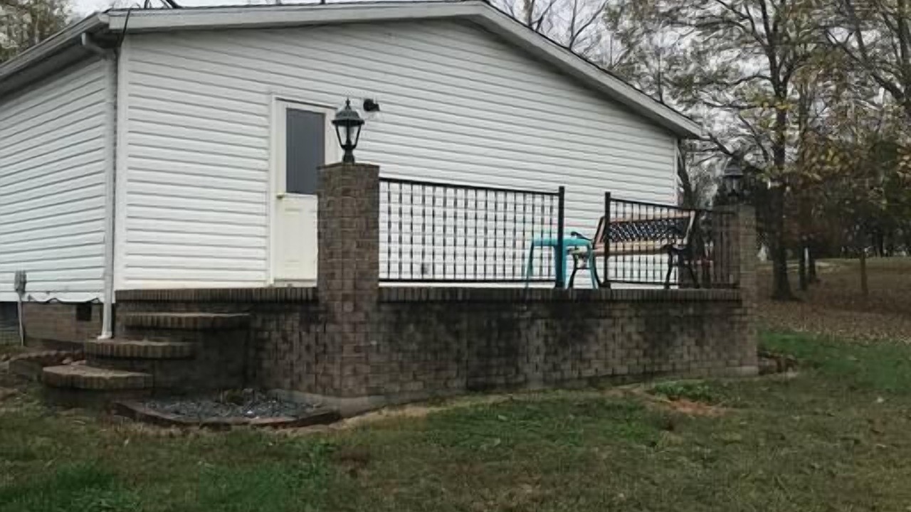 Photo of Outdoor in Mariah Hill
