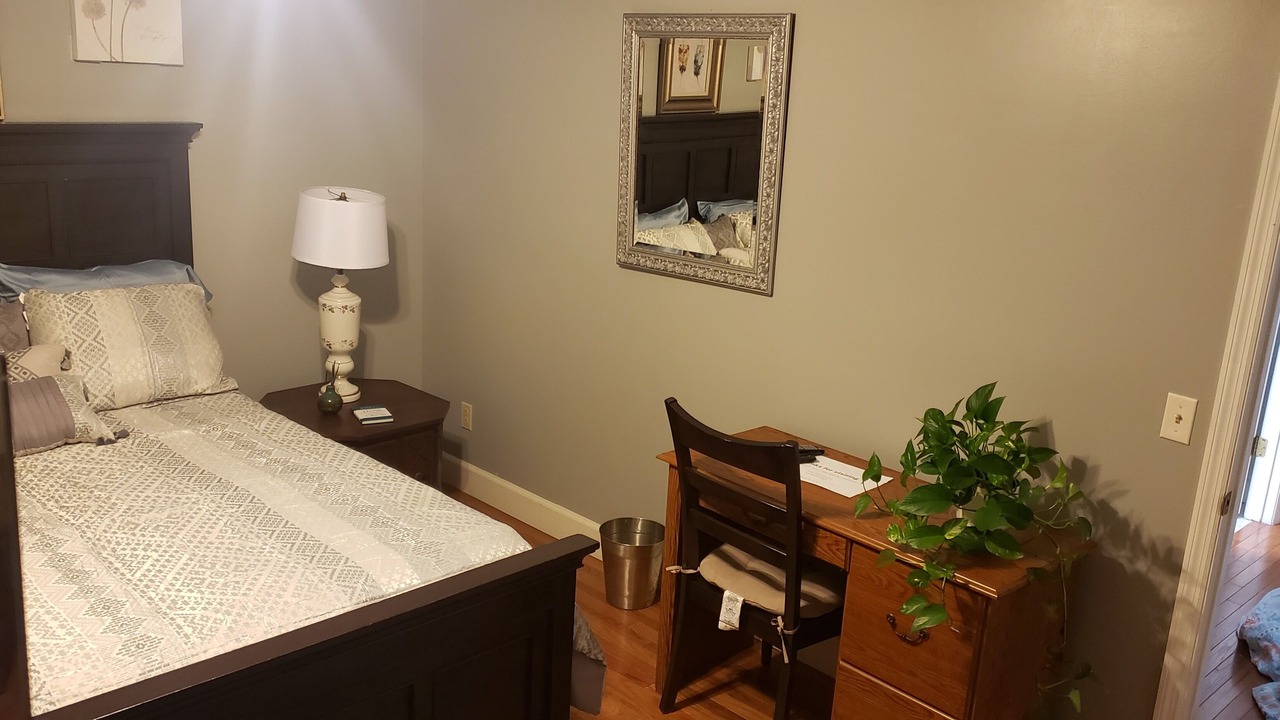 Photo of Bedroom in Huntcliff