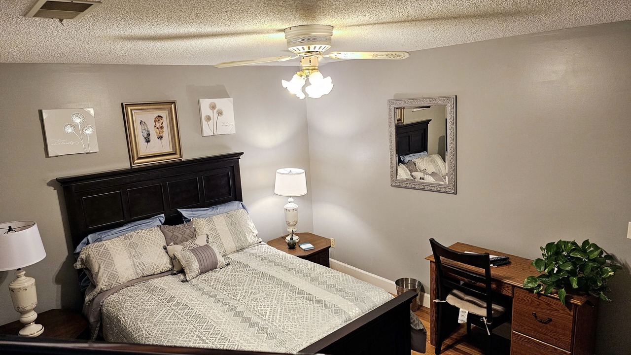 Photo of Bedroom in Huntcliff