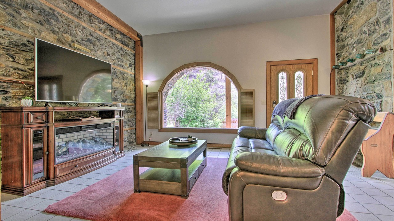 Photo of Livingroom in Helena