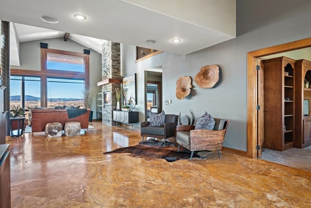 Photo of Livingroom in Sturgis