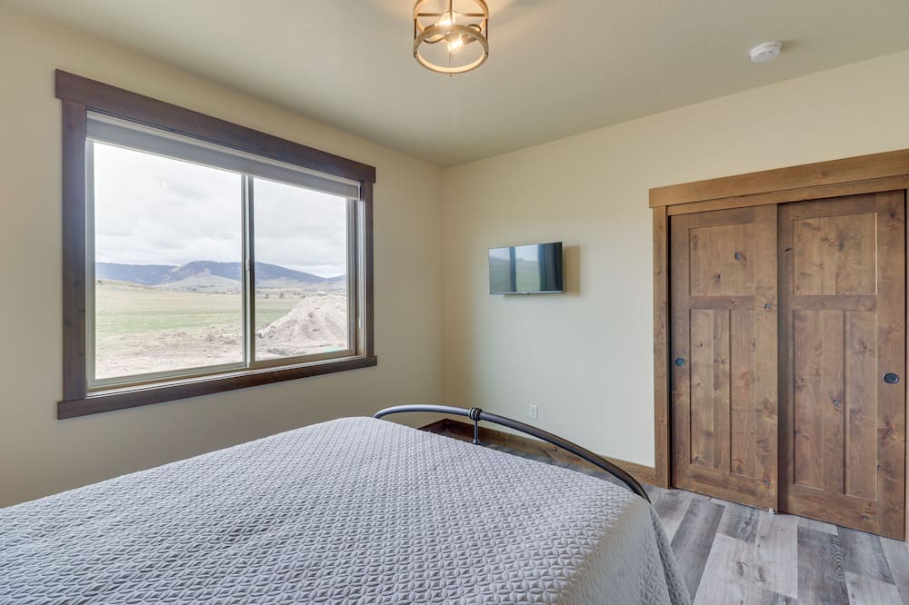 Photo of Bedroom in Polson