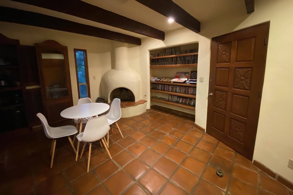 Photo of Livingroom in Ramona
