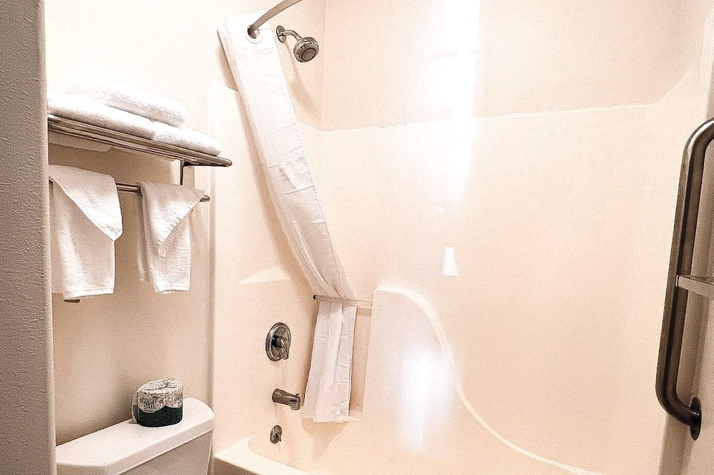 Photo of Bathroom in Helena