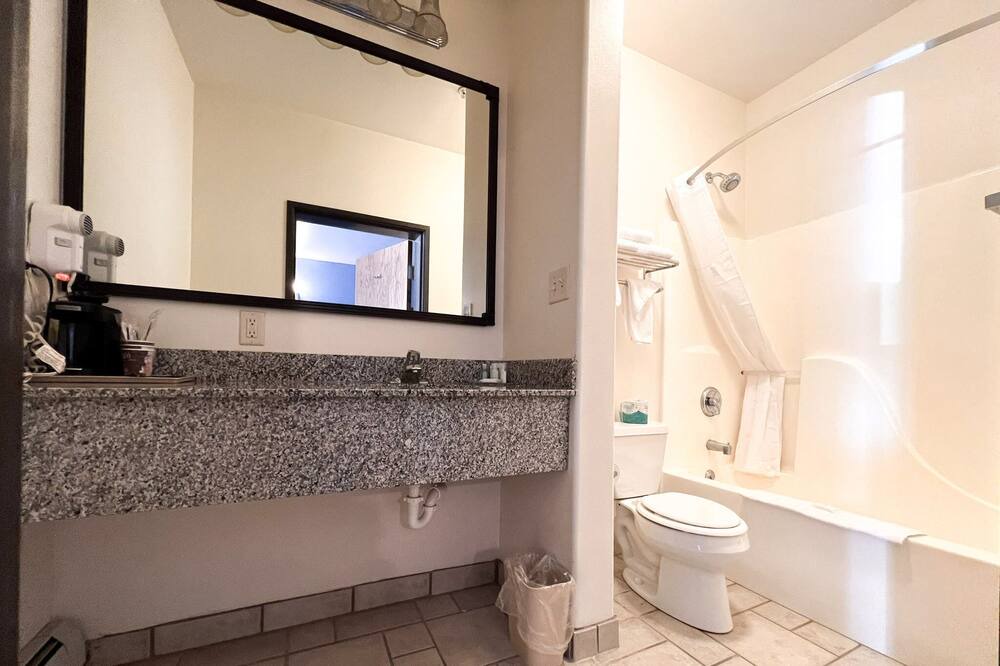 Photo of Bathroom in Helena