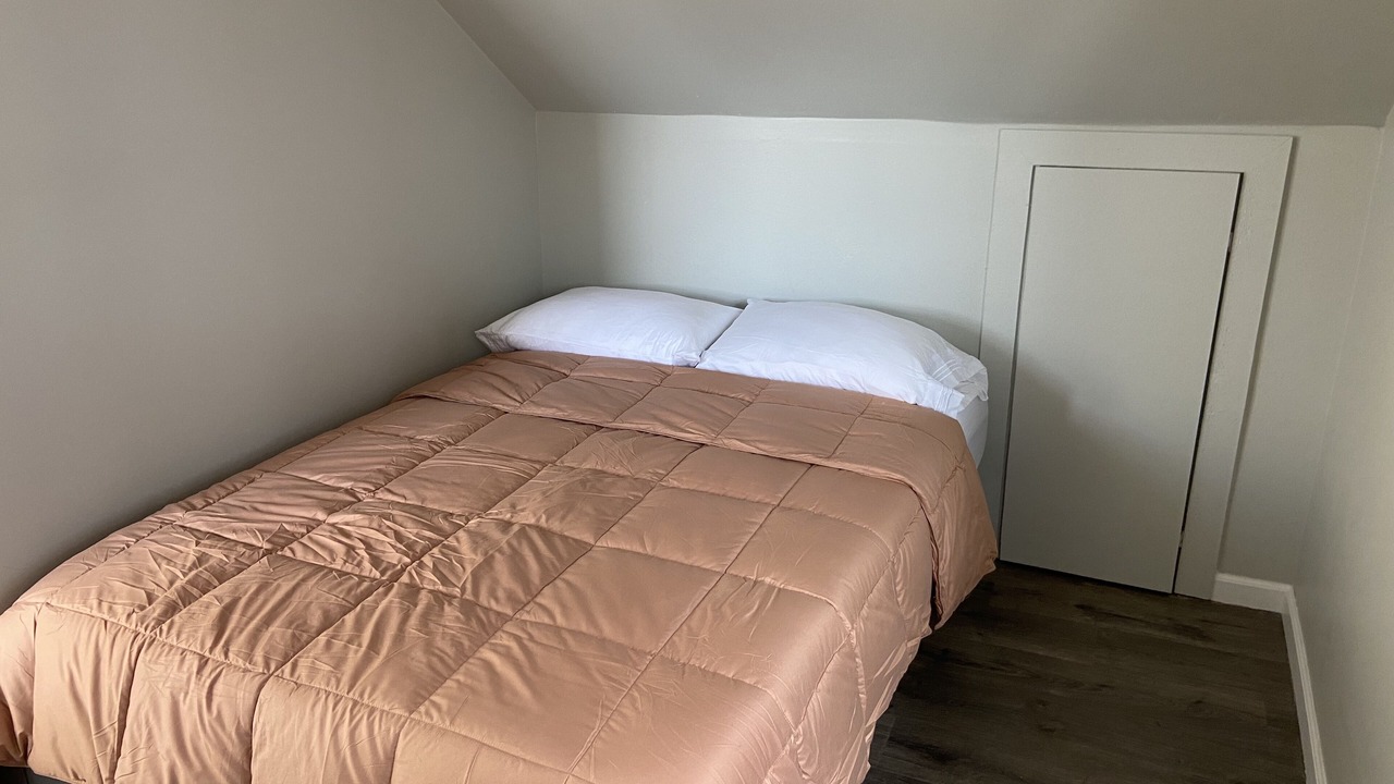 Photo of Bedroom in Grosse Pointe