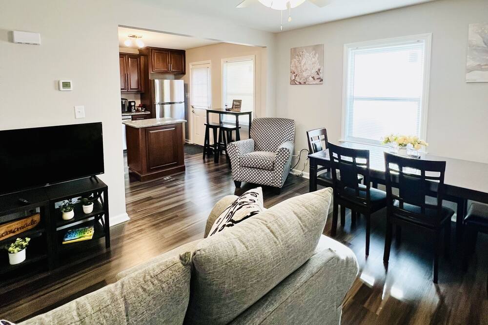 Photo of Livingroom in Winston - Salem