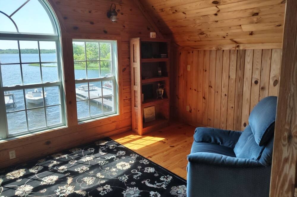 Photo of Livingroom in Summerton