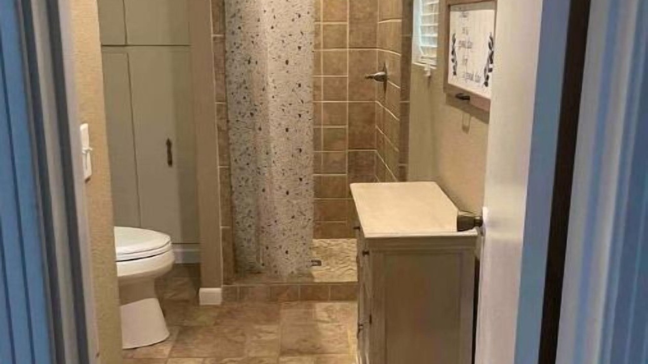 Photo of Bathroom in Iuka