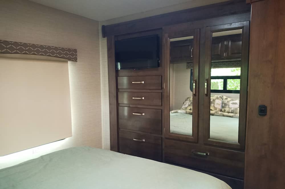 Photo of Bedroom in Lander