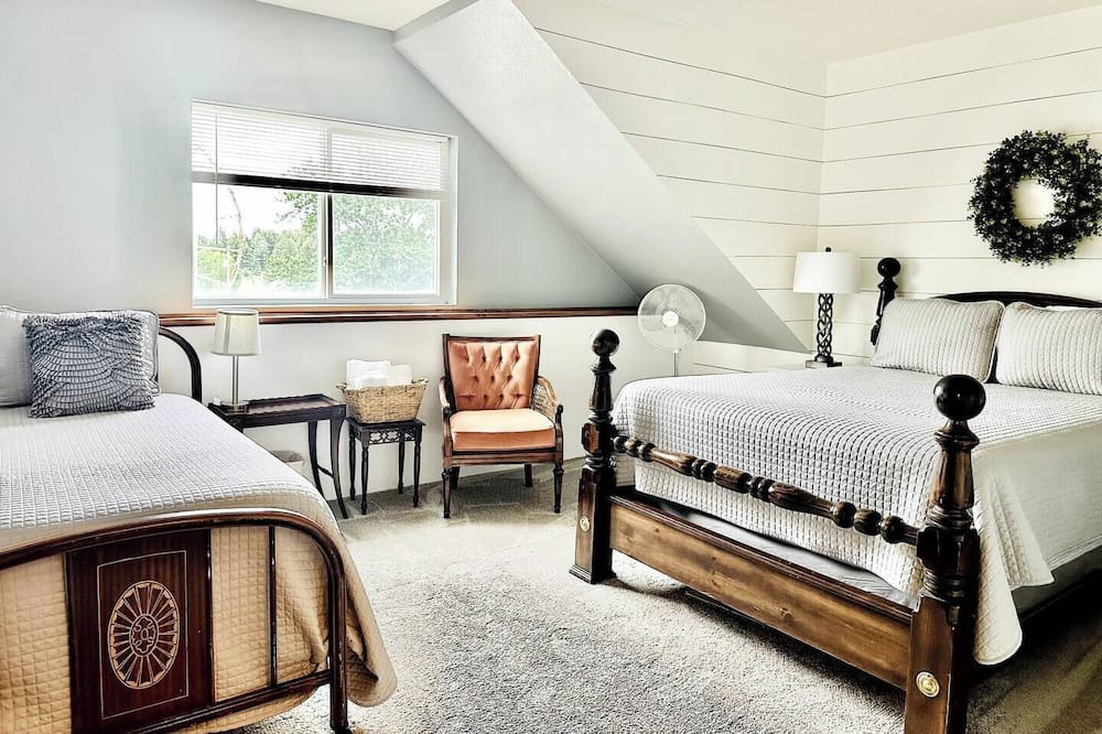 Photo of Bedroom in Whitehall