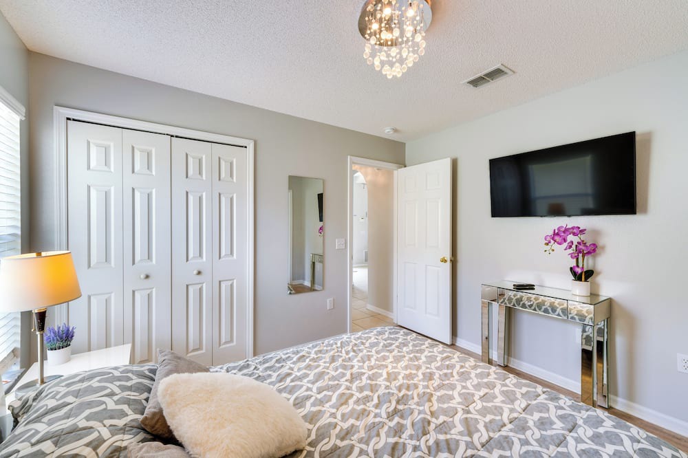 Photo of Bedroom in Bridgewater Crossing