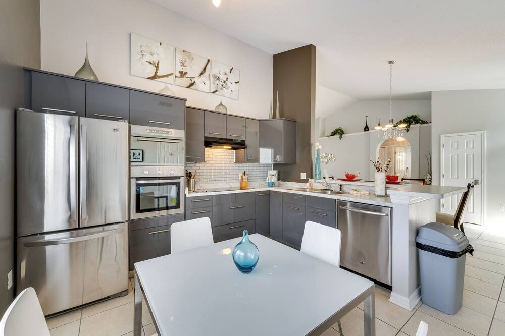 Photo of Kitchen in Bridgewater Crossing